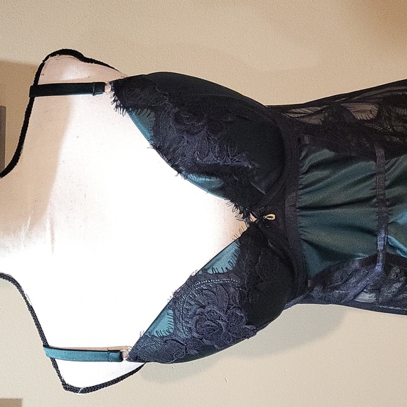 Ann Summers Elegant Lace Chemise - Picture 3 of 16